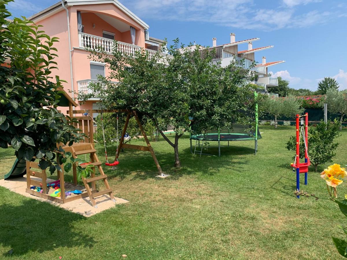 Apartments Rosa Umag Exterior foto