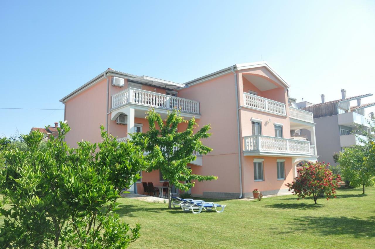 Apartments Rosa Umag Exterior foto
